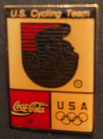 48116-1 € 3,00 coca cola pin OS US cycling.jpeg